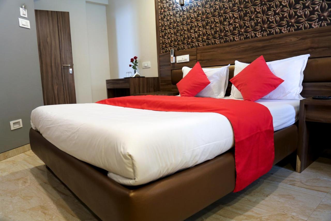 Hotel Sea Shore Navi Mumbai Exterior photo